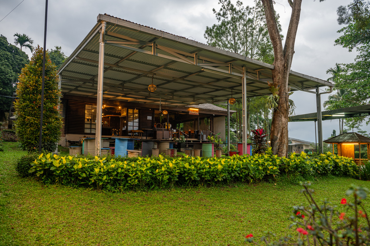 D'Cabin Resto